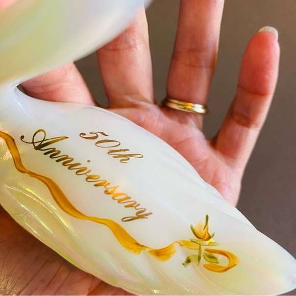 FENTON Hand Painted 50th Anniversary Swan - Picture 8 of 8